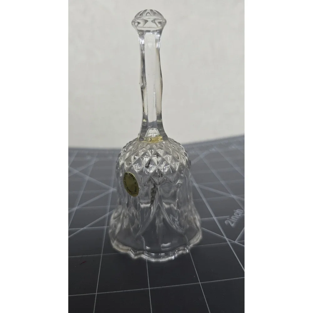 Vintage 24% Lead Crystal Dinner Bell Diamond Cut Glass Taiwan 5.25in